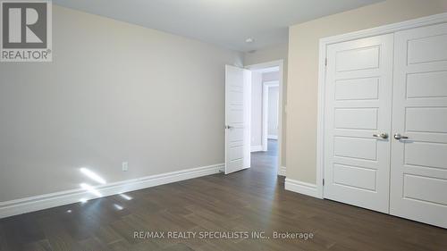 1563 Virtue Lane, Windsor, ON - Indoor Photo Showing Other Room