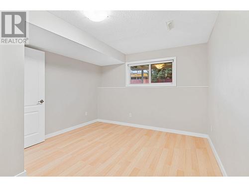 1350 Maple Road, Kelowna, BC - Indoor Photo Showing Other Room