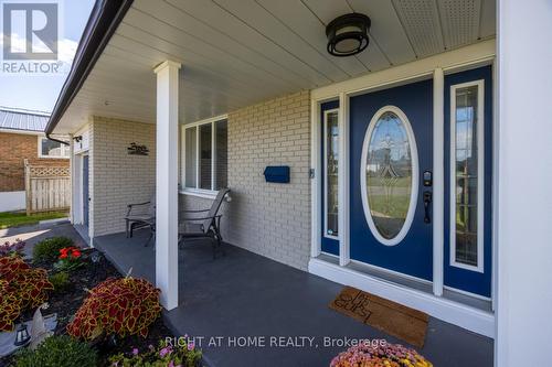 961 Curtis Crescent, Cobourg, ON - Outdoor With Deck Patio Veranda With Exterior