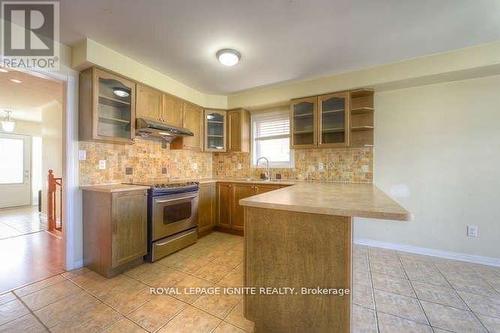 1181 Stire Street, Oshawa, ON - Indoor Photo Showing Kitchen