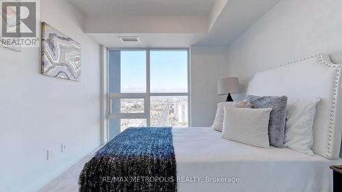 2405 - 30 Meadowglen Place, Toronto, ON - Indoor Photo Showing Bedroom