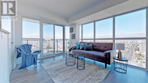 2405 - 30 Meadowglen Place, Toronto, ON - Indoor Photo Showing Living Room