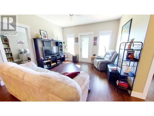 106 11205 105 Avenue, Fort St. John, BC - Indoor Photo Showing Living Room