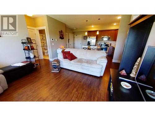 106 11205 105 Avenue, Fort St. John, BC - Indoor Photo Showing Living Room