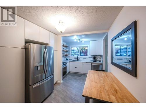 Kitchen - 3099 South Main Street Unit# 44, Penticton, BC - Indoor Photo Showing Kitchen