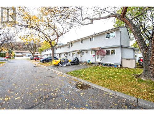 Neighbourhood - 3099 South Main Street Unit# 44, Penticton, BC - Outdoor