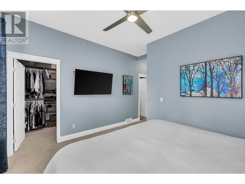 625 Fuller Avenue, Kelowna, BC - Indoor Photo Showing Bedroom