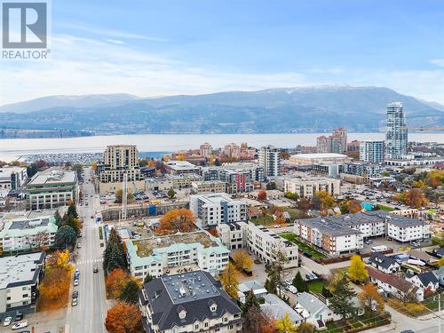 625 Fuller Avenue, Kelowna, BC - Outdoor With Body Of Water With View