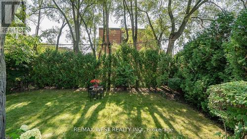 3 Humber Ridge Drive, Toronto, ON - Outdoor