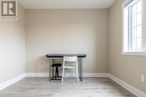 8 Venture Way, Thorold, ON - Indoor Photo Showing Other Room