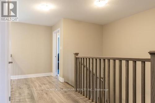 8 Venture Way, Thorold, ON - Indoor Photo Showing Other Room