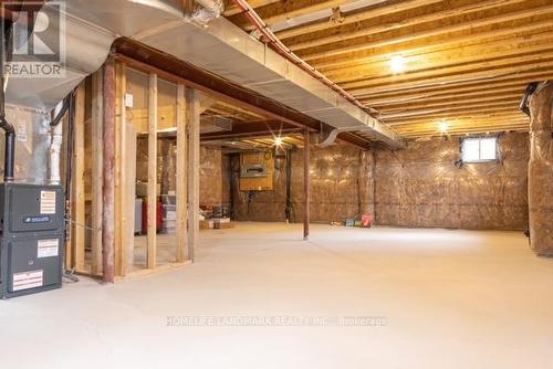 8 Venture Way, Thorold, ON - Indoor Photo Showing Basement