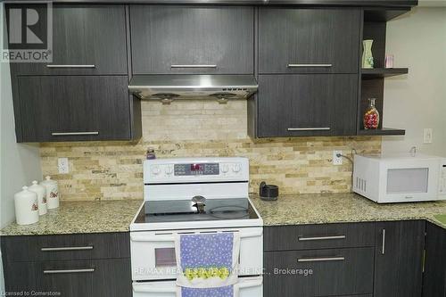 11 Wheatfield Crescent, Kitchener, ON - Indoor Photo Showing Kitchen