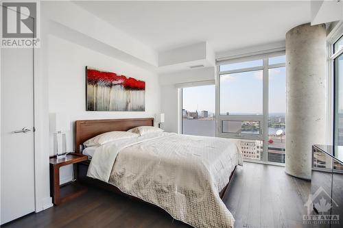 199 Slater Street Unit#2210, Ottawa, ON - Indoor Photo Showing Bedroom