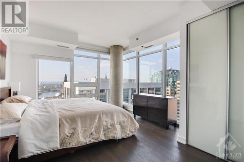 199 Slater Street Unit#2210, Ottawa, ON - Indoor Photo Showing Bedroom