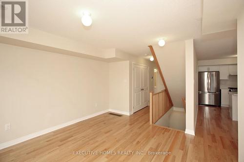 237 Lord Elgin Lane, Clarington, ON - Indoor Photo Showing Other Room