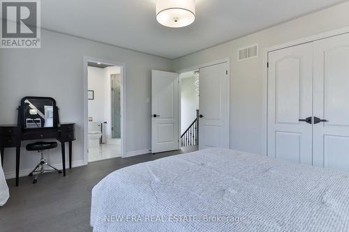 37 Mantle Avenue, Whitchurch-Stouffville, ON - Indoor Photo Showing Bedroom