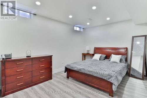 37 Mantle Avenue, Whitchurch-Stouffville, ON - Indoor Photo Showing Bedroom