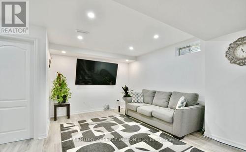 Bsmt - 49 Corwin Drive N, Bradford West Gwillimbury, ON - Indoor Photo Showing Living Room