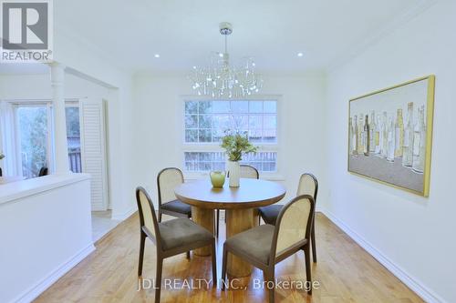 135 Stonebriar Drive, Vaughan, ON - Indoor Photo Showing Dining Room