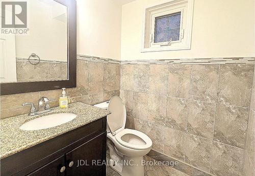 135 Stonebriar Drive, Vaughan, ON - Indoor Photo Showing Bathroom