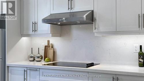 59 Major Street, Toronto, ON - Indoor Photo Showing Kitchen With Upgraded Kitchen