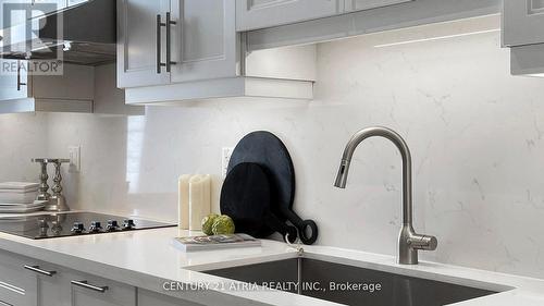 59 Major Street, Toronto, ON - Indoor Photo Showing Kitchen