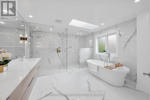 151 Highland Crescent, Toronto, ON - Indoor Photo Showing Bathroom