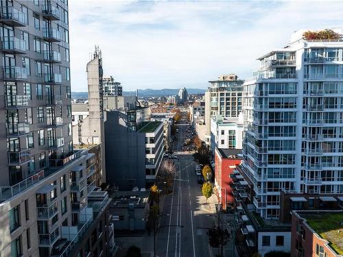 501-834 Johnson St, Victoria, BC - Outdoor With Facade