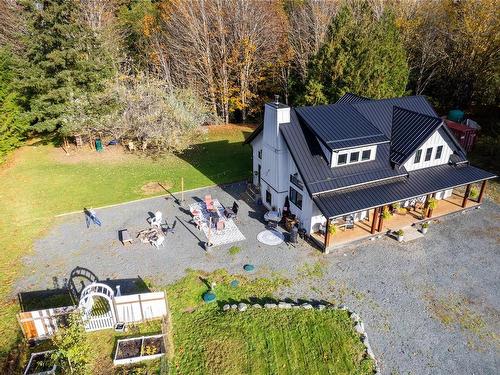 880 Ohiat Rd, Qualicum Beach, BC 