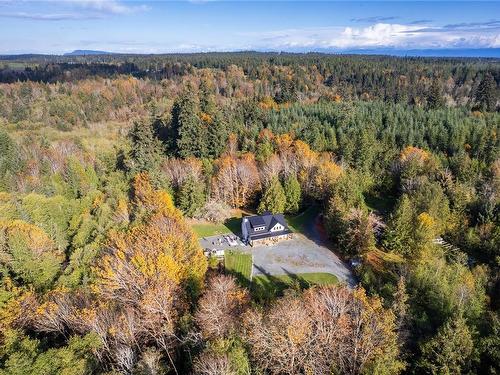 880 Ohiat Rd, Qualicum Beach, BC 