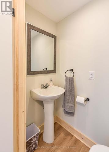 1146 Baseline Road, Kawartha Lakes (Coboconk), ON - Indoor Photo Showing Bathroom