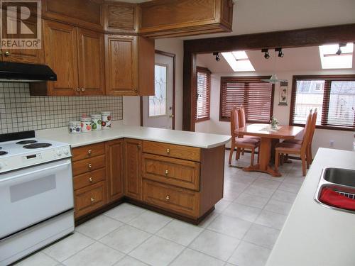 1775 10Th Avenue, Prince George, BC - Indoor Photo Showing Kitchen With Double Sink