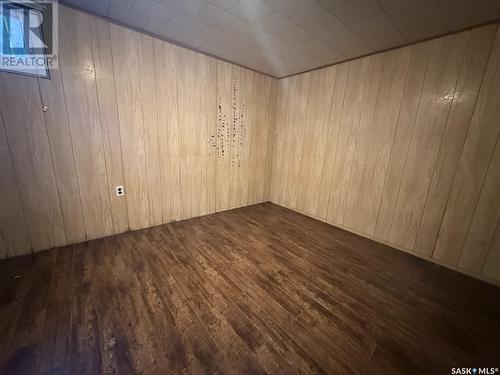 1332 6Th Avenue Nw, Moose Jaw, SK - Indoor Photo Showing Other Room