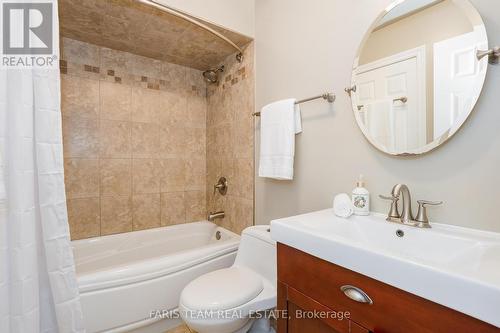 50 James Street, Barrie, ON - Indoor Photo Showing Bathroom