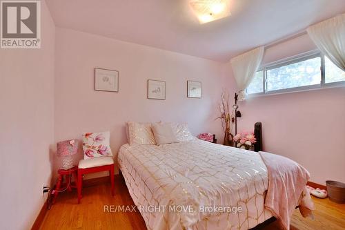 49 Elmer Avenue, Orillia, ON - Indoor Photo Showing Bedroom