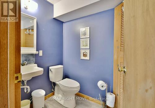 49 Elmer Avenue, Orillia, ON - Indoor Photo Showing Bathroom