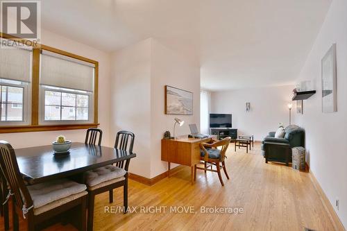 49 Elmer Avenue, Orillia, ON - Indoor Photo Showing Dining Room