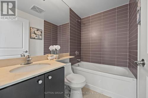 1901 - 60 Absolute Avenue, Mississauga, ON - Indoor Photo Showing Bathroom