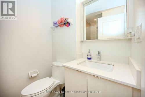 209 - 4675 Metcalfe Avenue, Mississauga, ON - Indoor Photo Showing Bathroom