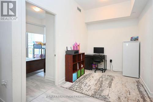 209 - 4675 Metcalfe Avenue, Mississauga, ON - Indoor Photo Showing Other Room