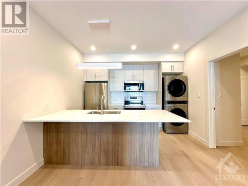 260 St Denis Street Unit#5, Ottawa, ON - Indoor Photo Showing Kitchen With Stainless Steel Kitchen With Upgraded Kitchen