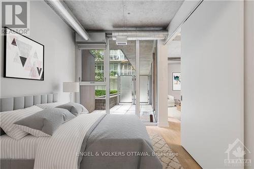 205 - 354 Gladstone Avenue, Ottawa, ON - Indoor Photo Showing Bedroom