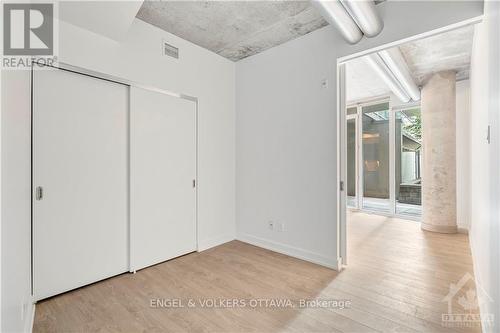 205 - 354 Gladstone Avenue, Ottawa, ON - Indoor Photo Showing Other Room