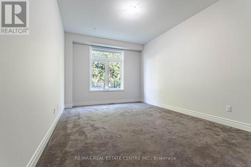 103 Manhattan Court, St. Catharines, ON - Indoor Photo Showing Other Room