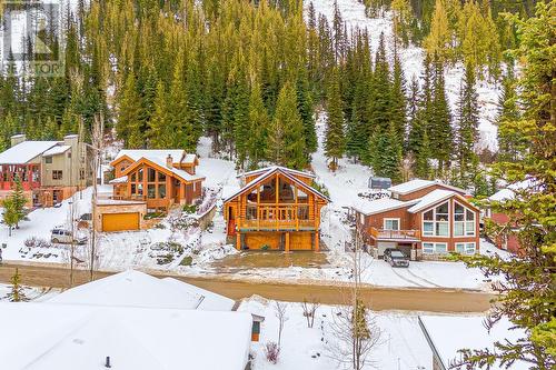 2439 Fairways Drive, Kamloops, BC - Outdoor With Facade