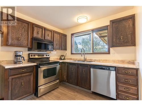 210 Basalt Place, Logan Lake, BC - Indoor Photo Showing Kitchen With Double Sink