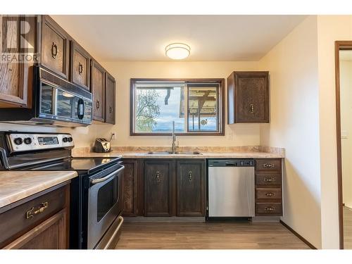 210 Basalt Place, Logan Lake, BC - Indoor Photo Showing Kitchen With Double Sink