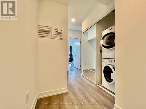 1711 - 82 Dalhousie Street, Toronto, ON - Indoor Photo Showing Laundry Room