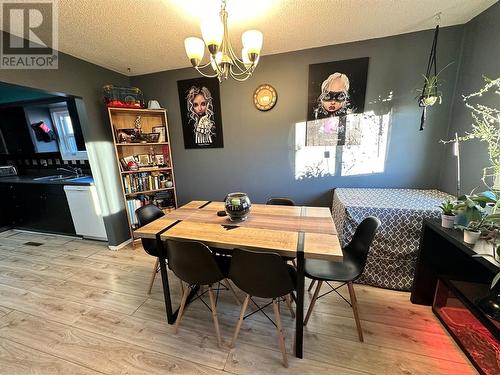 1104 120 Avenue, Dawson Creek, BC - Indoor Photo Showing Dining Room